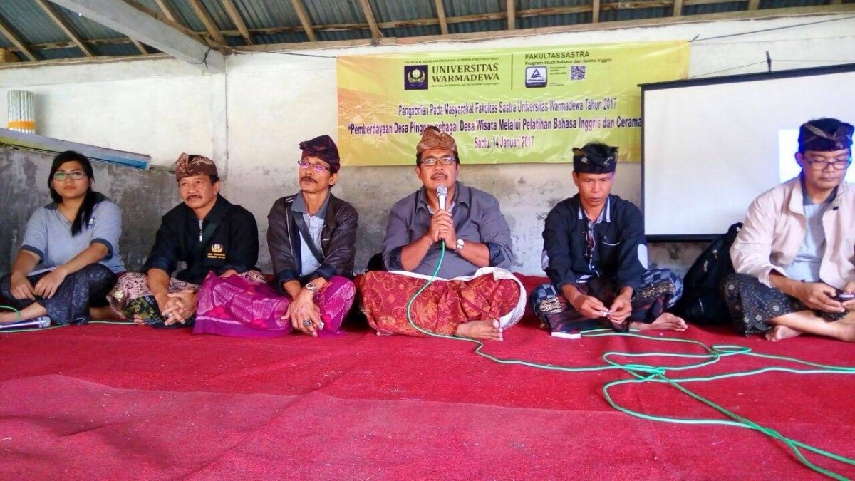 Community Service held by Faculty of Letters in Pinggan Village, Kintamani District