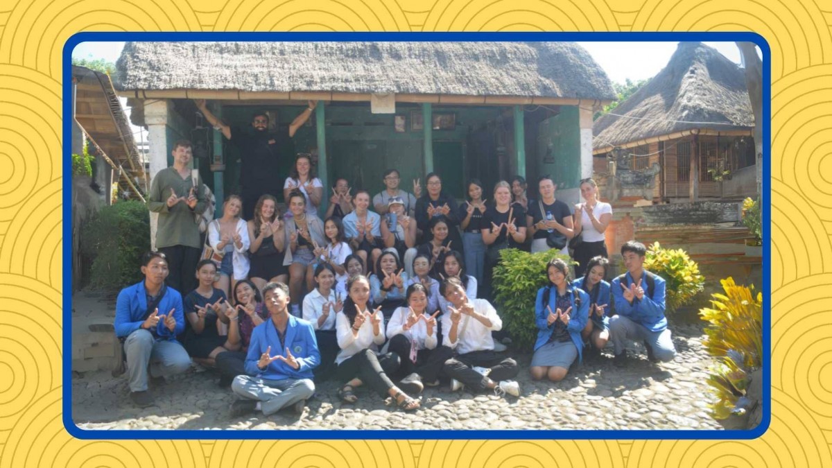 Outing Warmadewa International Program Rumah Tradisional Bali
